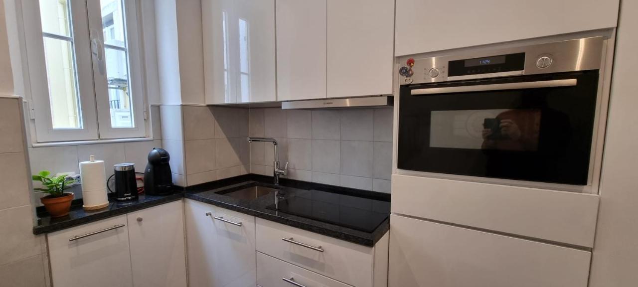 Charming Central Apartment To Rent Lisbon Luaran gambar
